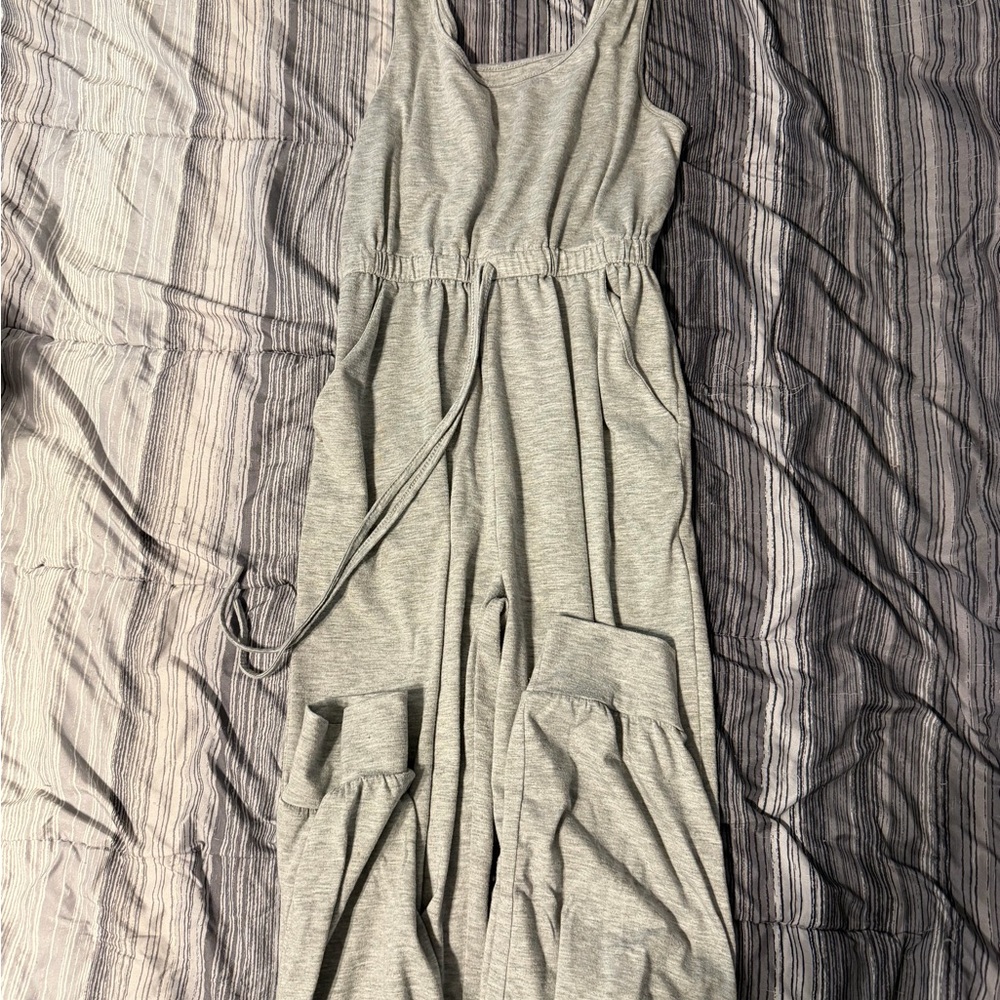SHEIN Light Gray Knit Sleeveless Jumpsuit